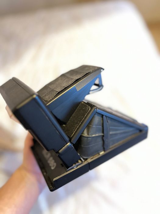 Câmara Polaroid slr680