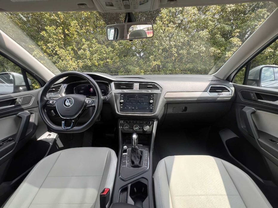 Volkswagen Tiguan      2019