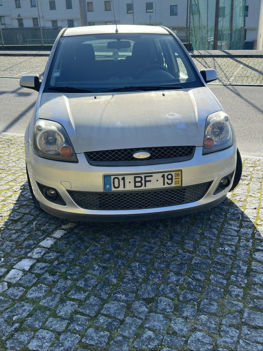 Vendo ou troco por 4x4