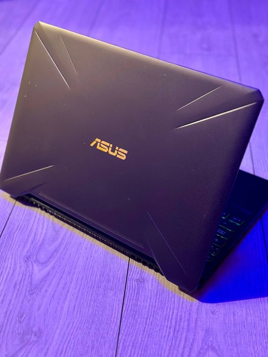 ASUS TUF 15 144Hz Ryzen 7 GTX1650 16Gb SSD256Gb Игровой