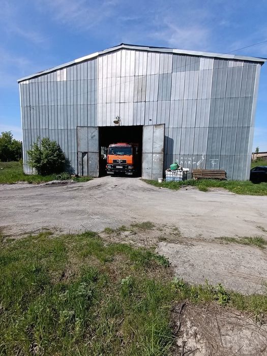 Продається виробниче приміщення! Смт. Клевань. Склад! Ангар.