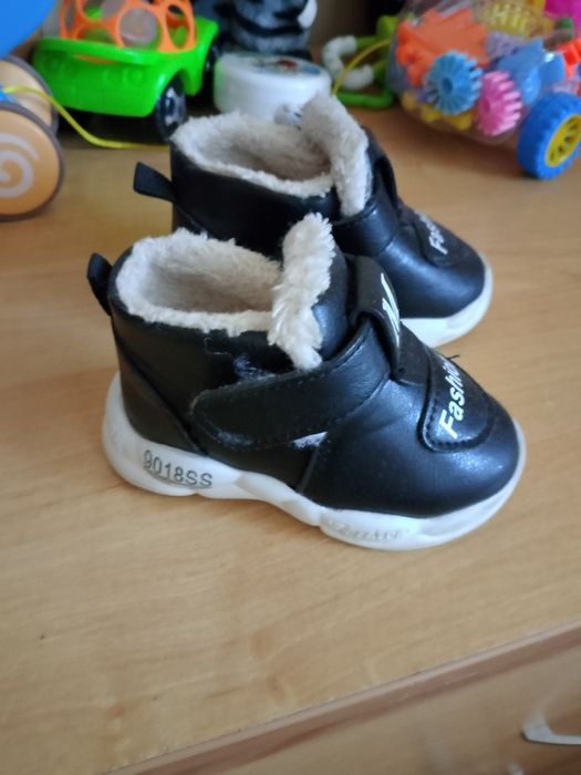 Взуття для маленьких