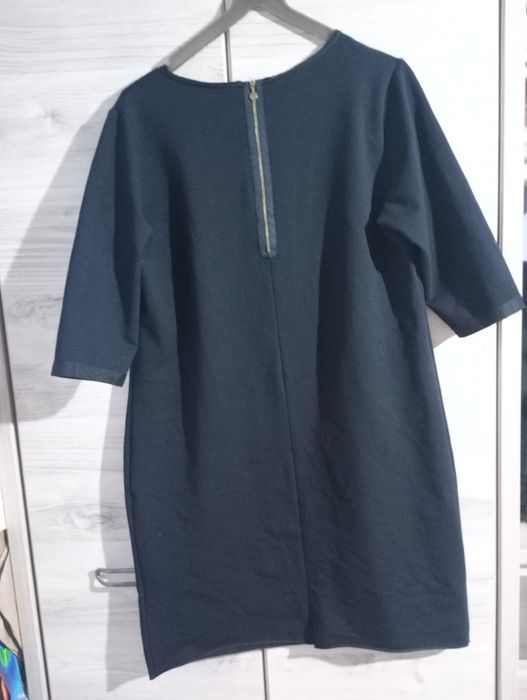 Sukienka dresowa czarna