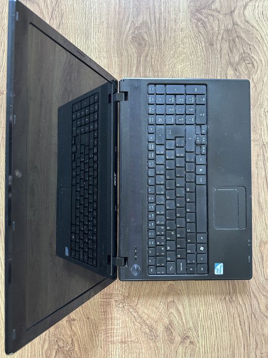 Portátil Acer aspire 5742Z - i5 - windows 11