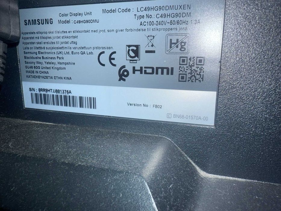 Samsung QLED 49" Curvo