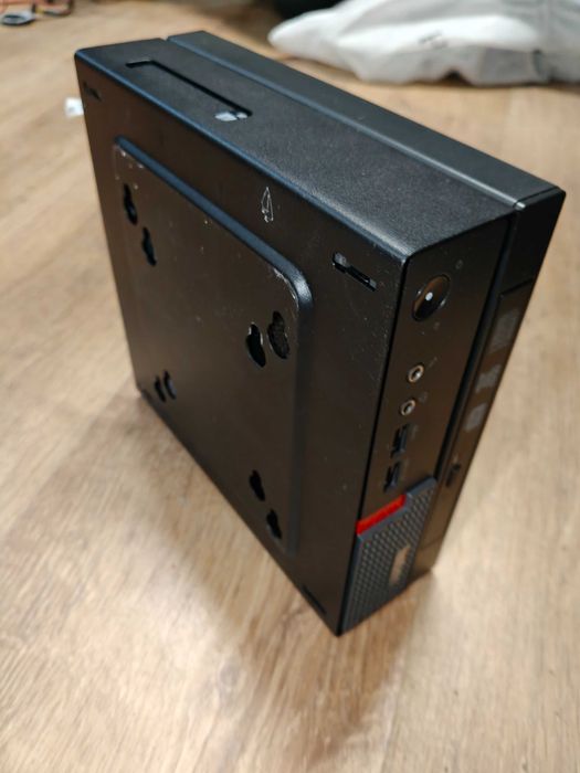 Lenovo ThinkCentre M710q – i3-6100T | 8GB RAM | SSD 120GB | Używany