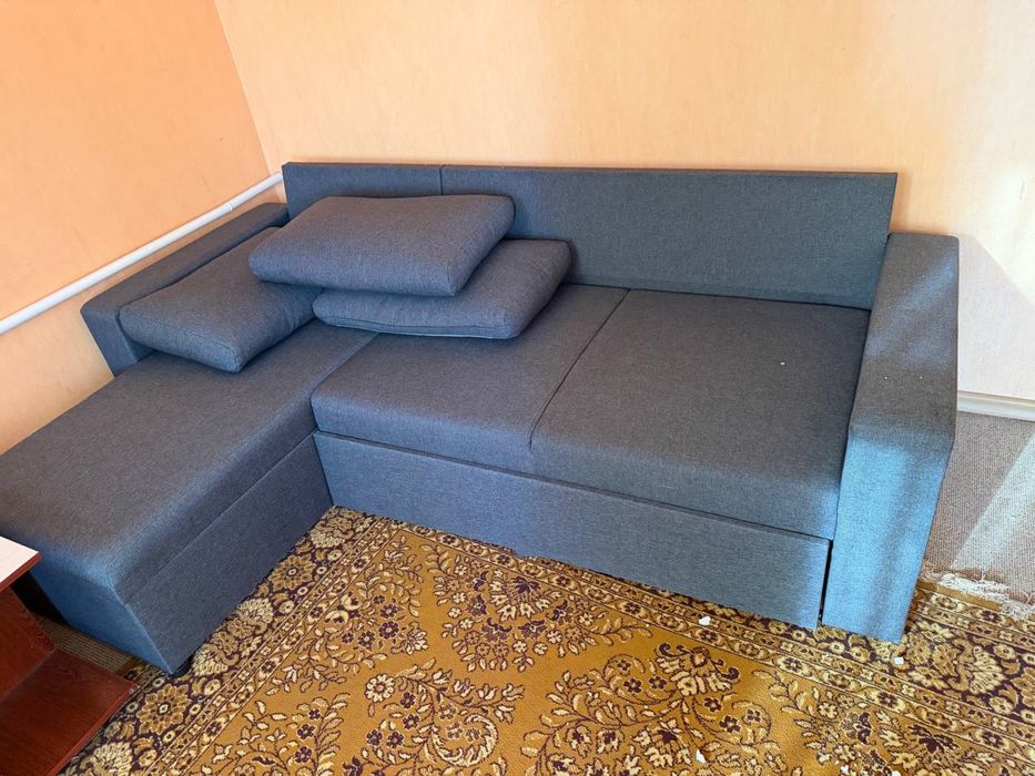 Продам розкладний диван