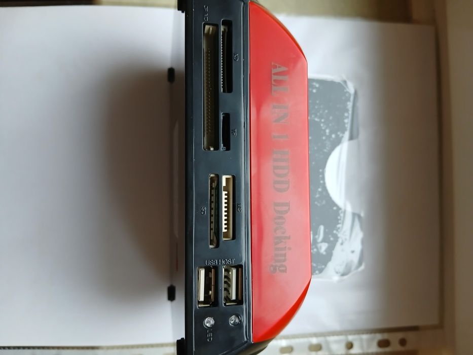 Stacja dokujaca dysków 2,5,,3,5 cala