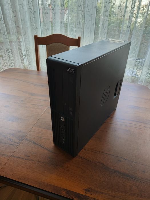 Сист. блок HP WorkStation Z220  i3-3240 на запчастини