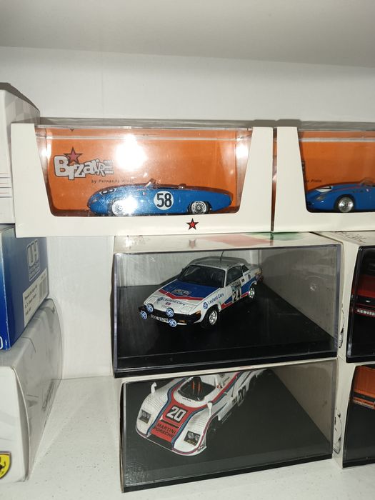 Miniaturas de Coleção Premium 1/43 e 1/18