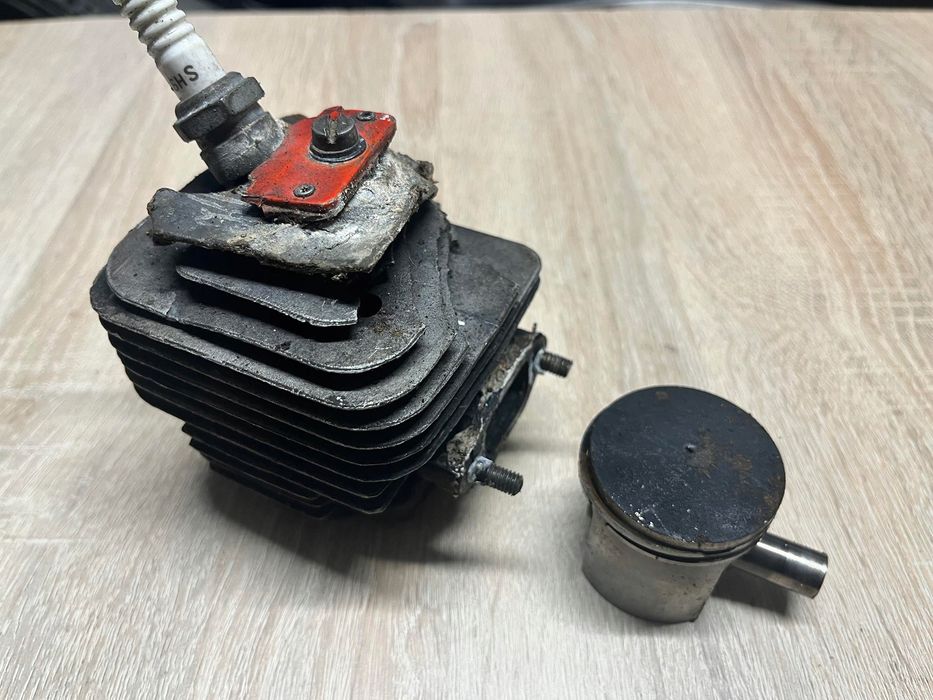 Stihl 08 08S Cylinder Tłok Komplet
