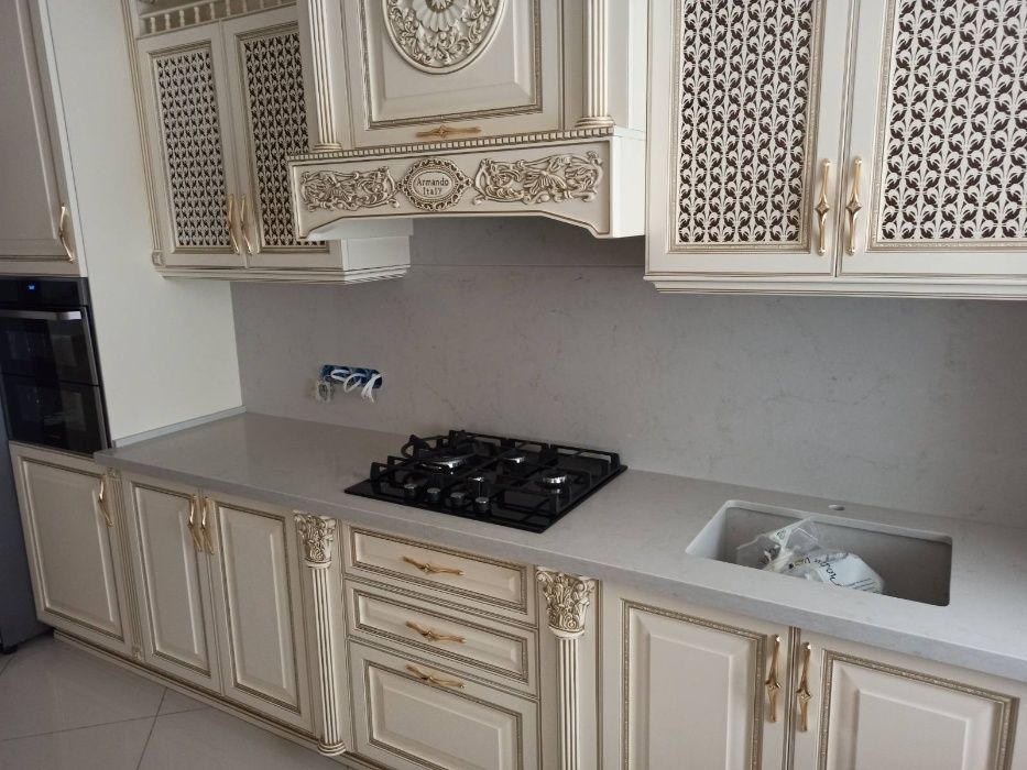 Столешница каменная. Стол на кухню в ванную гранит мрамор кварц акрил