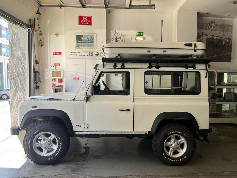 Land Rover Defender 90 2.5 TD5 Metal Top foto 3