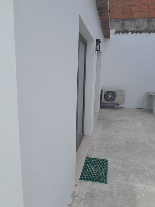 Fazo trabalhos de pintura