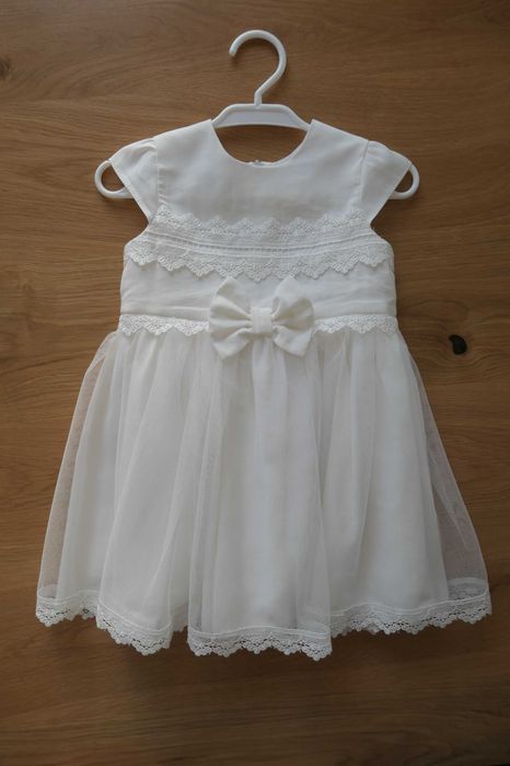 Sukienka na chrzest, rozmiar 80