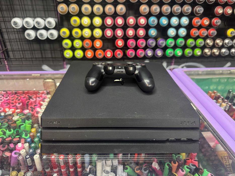 Konsola Playstation 4 PRO 1TB + Pad/Gwarancja/SklepGSM
