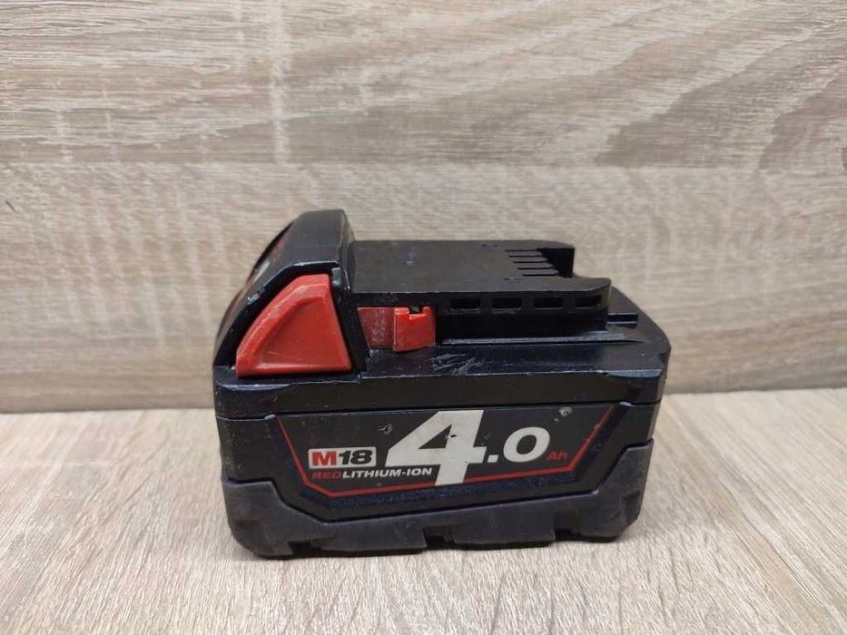 Akumulator Li-Ion Milwaukee 18 V 4 Ah M18B4
