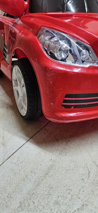 Carro elétrico (12v) Feber