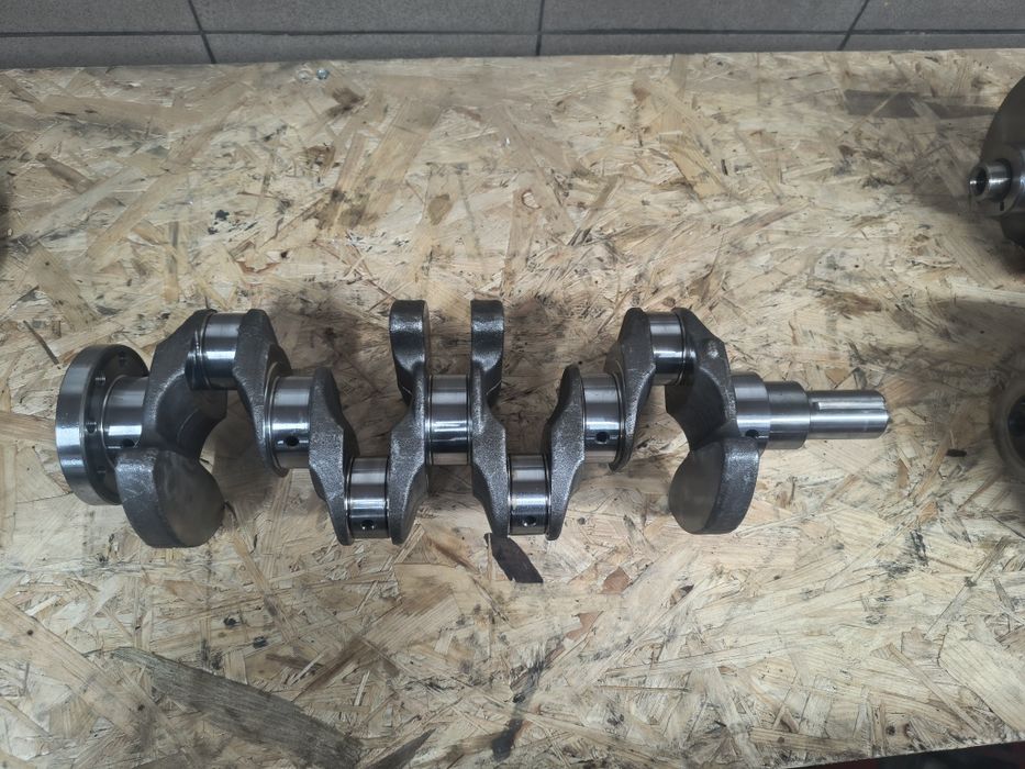 Wał korbowy 1.7 crdi D4FD stan bardzo dobry Kia Hyundai sportage santa