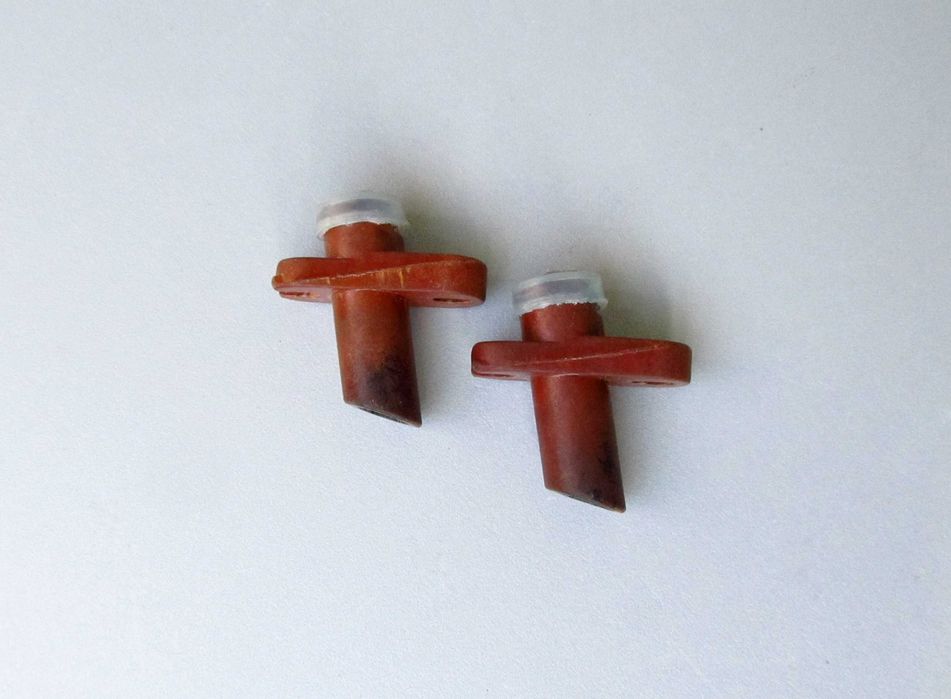 Щеткодержатели мотора старого пылесоса