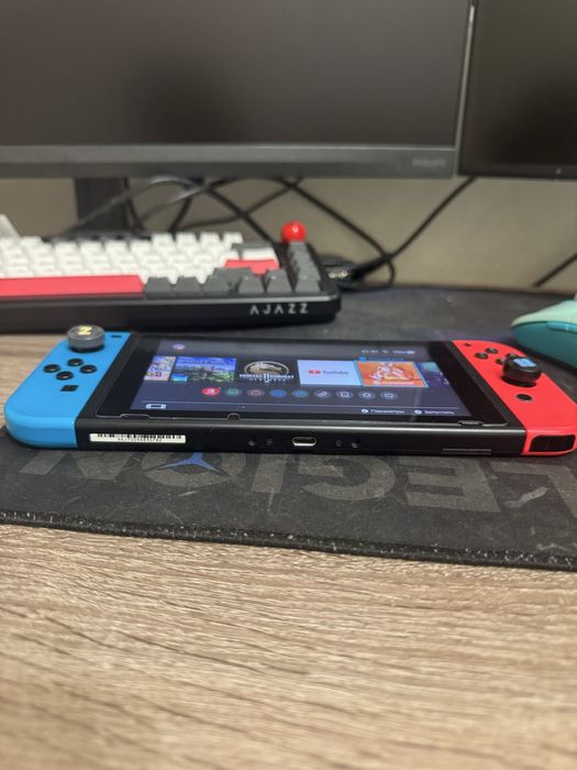 Приставка Nintendo Switch + SD 128 gb