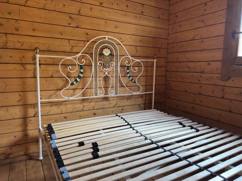 Cama de Ferro Vintage 140×200 cm com Estrado Articulado Novo – 319 €