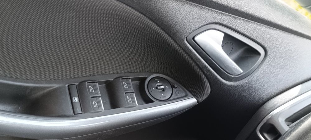 Ford focus 3 hatchback