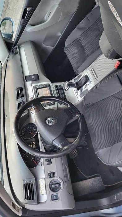 Volkswagen Passat B6