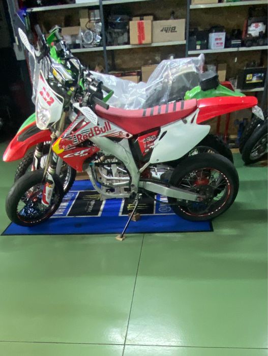 Honda CRF450R Supermotard