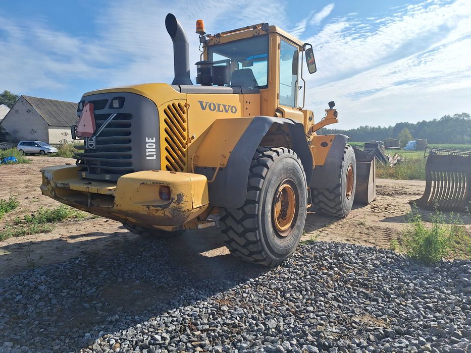 Ladowark Volvo L110E 2 łyzki 2000 mth cena brutto. Zamiana