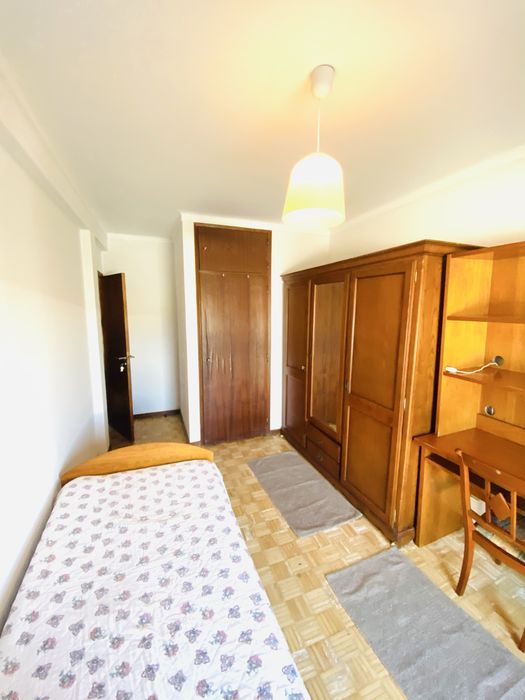 Quarto Coimbra ( Despesas incluídas)