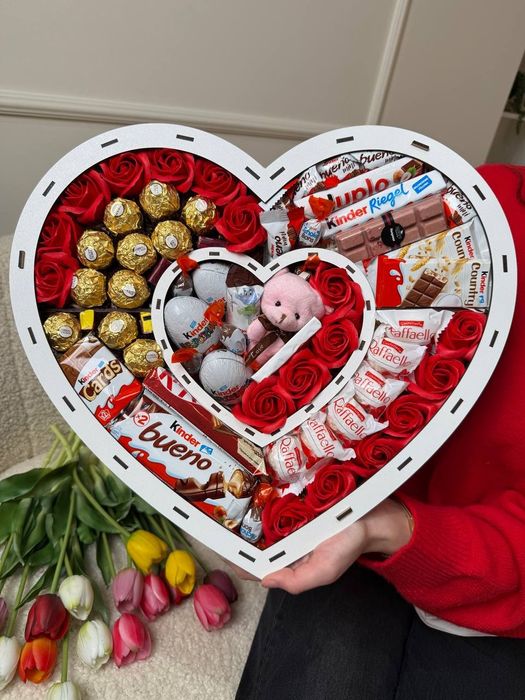 Подарунковий набір солодощів для жінки  готовий подарунок бокс