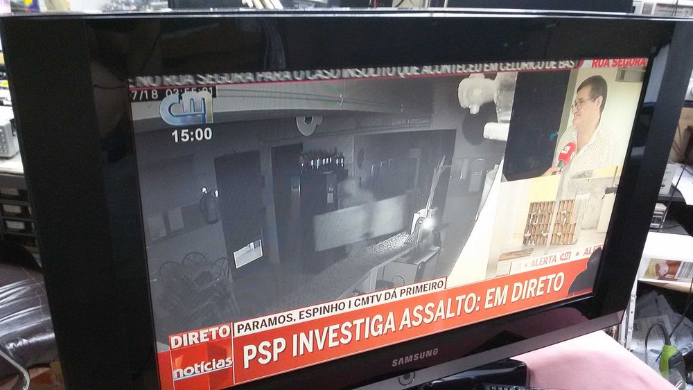 Samsung LCD TV, 27 inches