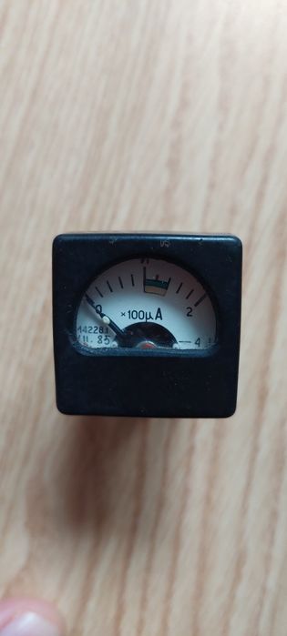 Продам электронные приборы измерения.