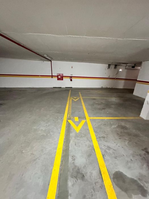 T2 Carvoeiro ANUAL / arrenda-se / to Rent