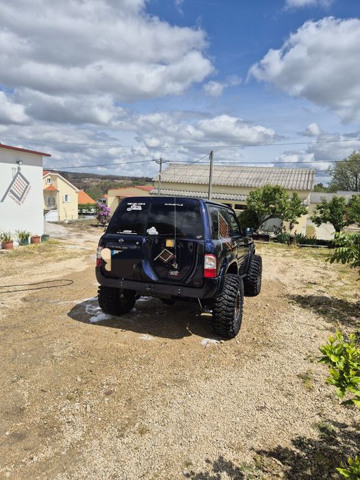 Nissan patrol gr y61