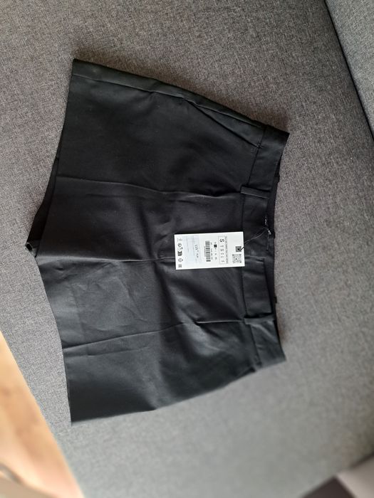 Krótkie damskie spodenki Zara