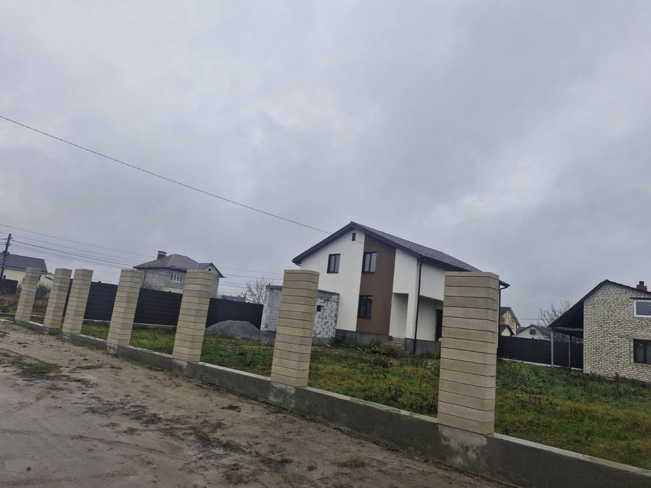 Продаж нового будинку!