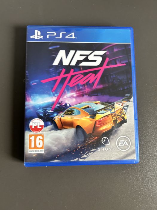 PlayStation 4 Slim 1TB + pad + 5 gier