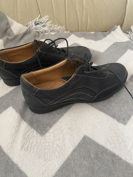 Buty skórzane wiązane