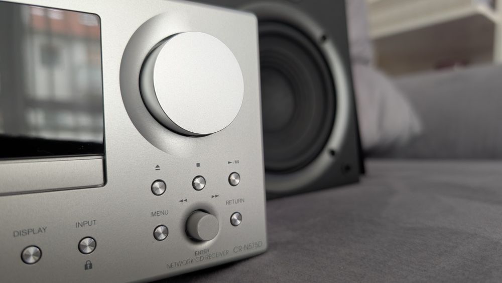 Amplituner Onkyo CR-N575D Wi-Fi Spotify Tidal CD BT Wi-Fi Class D