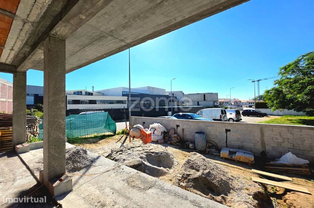 Moradia Gaveto T3 | Construção | Frossos-Braga | Amplo Espaço Exter...