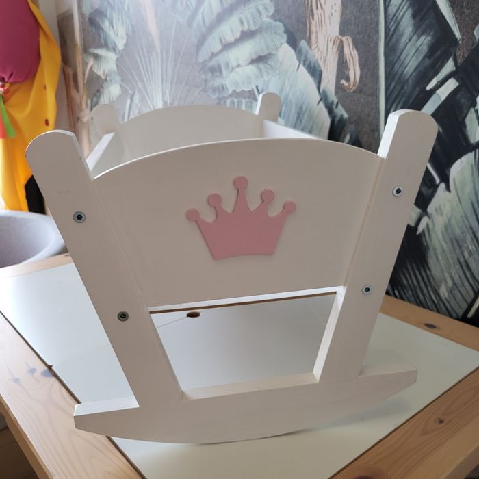 Łóżeczko dla lalek