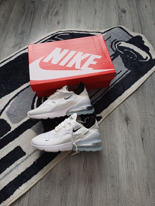 Nike Air Max 270
