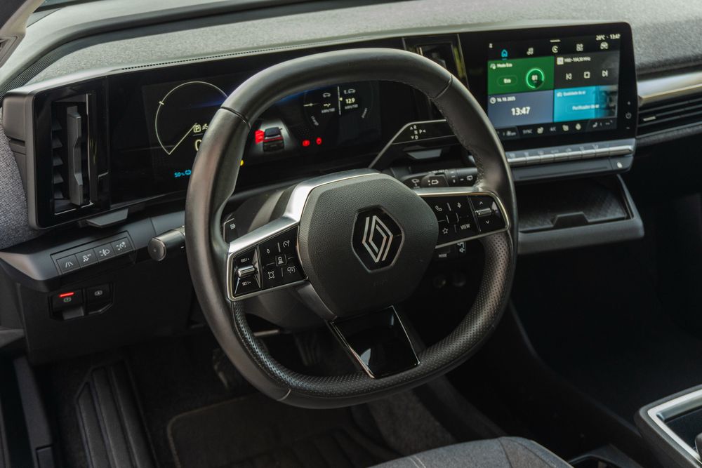 Renault Mégane E-Tech Equilibre EV40 Boost Charge  (Financiamento)