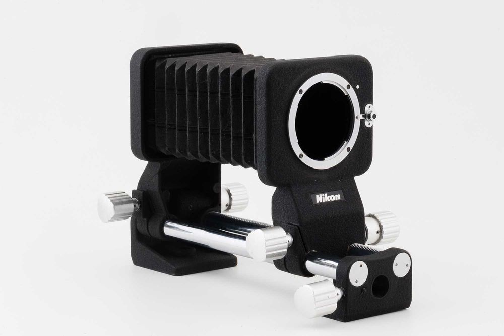 Fole Nikon PB-5 para macrofotografia