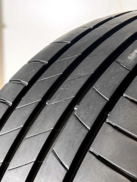 Pneus Bridgestone Turanza T005 - 255/45/18 - Excelentes