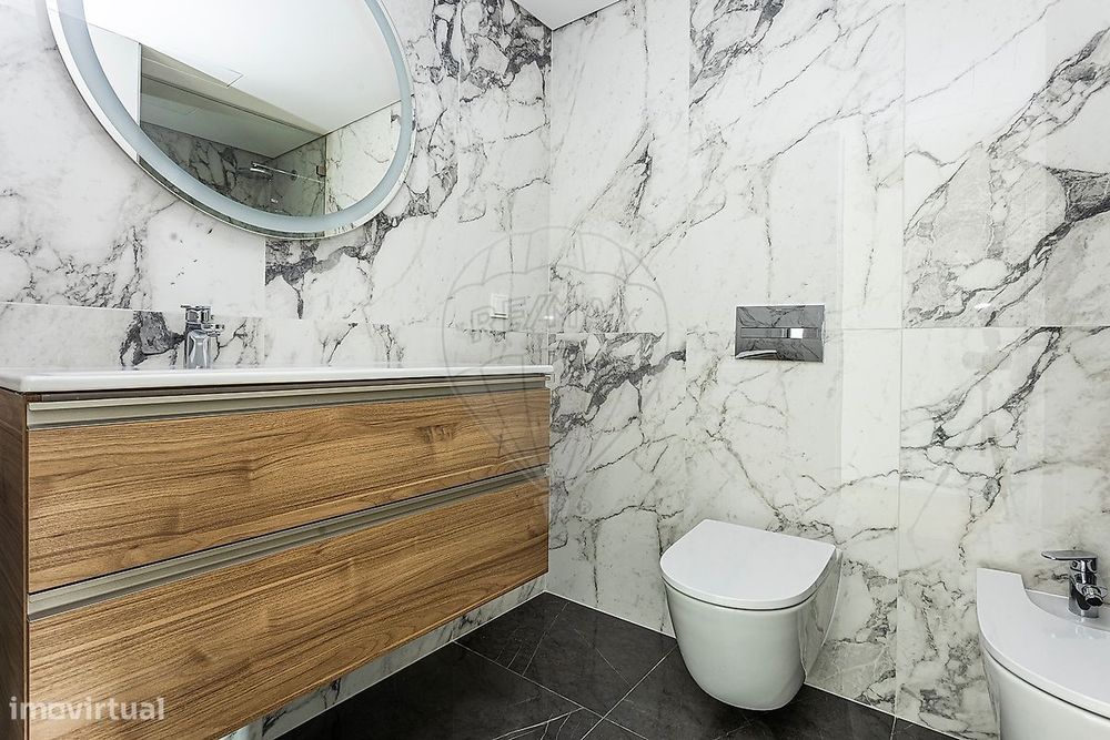 Apartamento T4 para venda