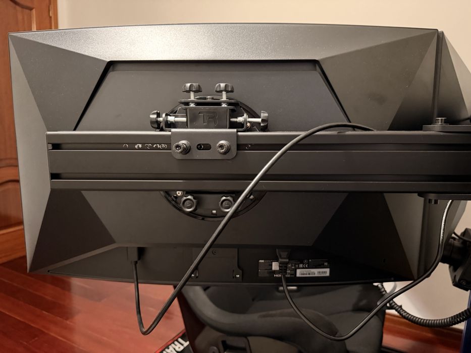 3 Monitores GAMING 32” 180hz QHD