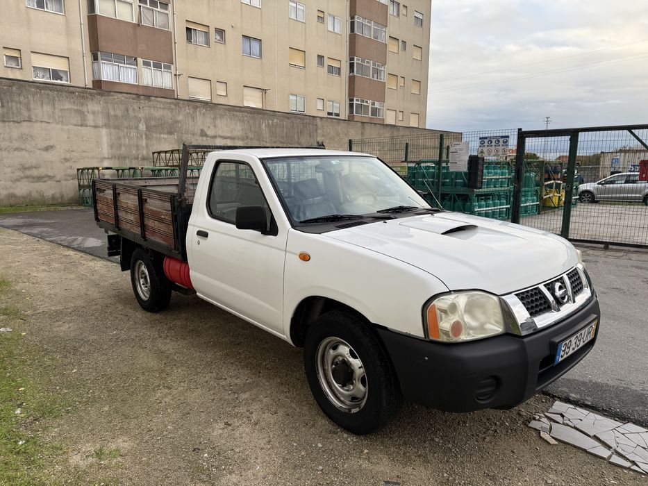 Nissan pickup 2.4D 4x2